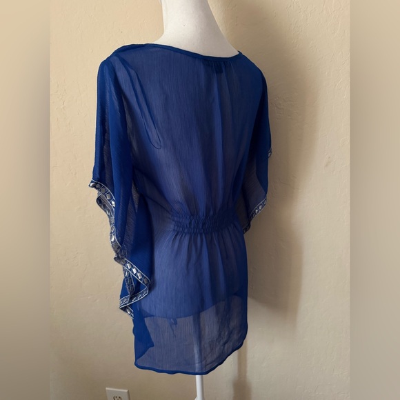 Sheer Blouse coverup - Picture 4 of 6